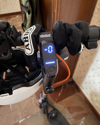 Segway-Ninebot F2 Pro E - Monopattino Elettrico