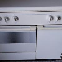 CUCINA A GAS CON FORNO