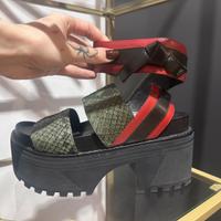 Sandali da donna Louis Vuitton