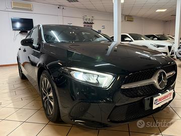 MERCEDES CLASSE A180d BUSINESS AUTOMATIC