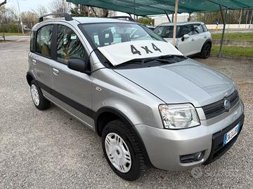 Fiat Panda 1.2 4x4 Climbing Impianto a Metano