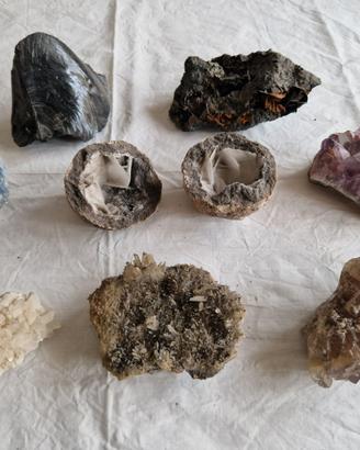 Raccolta di minerali – lotto di 8 pezzi grandi