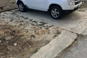 Dacia duster bianca del 2011