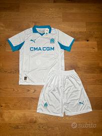 maglia e pantaloncino Marseille M