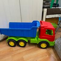 Camion gigante bambino porta sabbia