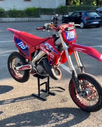 HONDA CR125 2004 TARGATA