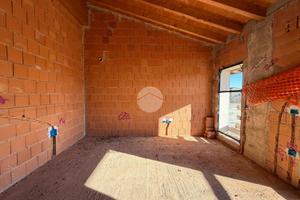 3 LOCALI A BARBARIGA