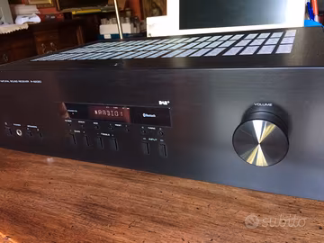 YAMAHA RS 202D INTEGRATO NATURAL SOUND RECEIVER