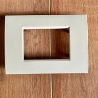 Placca BTicino Living Light in Metallo – Bianca