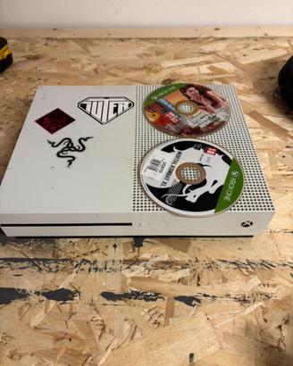 XBOX ONE S