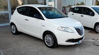 Lancia Ypsilon 1.2 69 CV 5 porte GPL Ecochic Silve