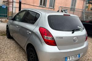 Hyundai i20 benz gpl 2011