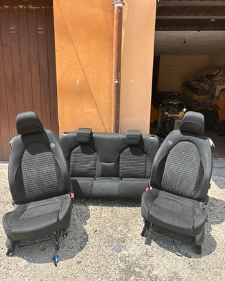 Sedili interni tappezzeria Alfa Romeo Mito