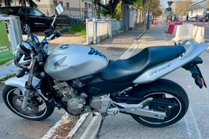 Honda Hornet 600 anno 2004