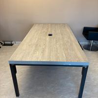 Tavolo ferro battuto e banco legno melaminico