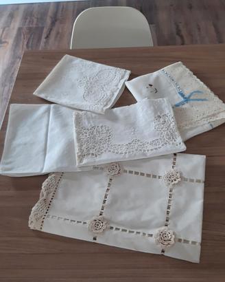 Set di 4 tovaglie pizzo a mano + 6 tovaglioli