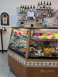 Bar con giardino estivo - 20 anni di attività