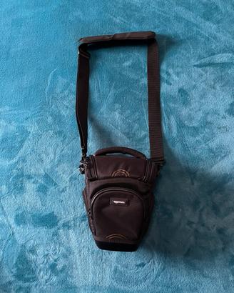 Borsa per fotocamera Amazon Basics