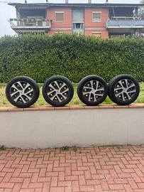 Gomme, cerchi e portatutto per Citroen C3 Aircross