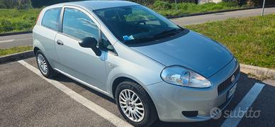 Fiat Grande Punto 1.2 B 48kw NEOPATENTATI