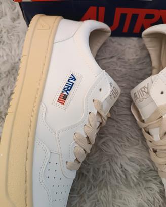 scarpe Autry vestibilità n. 42