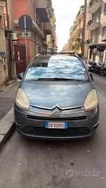 Citroen C4  7 posti