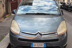 Citroen C4  7 posti