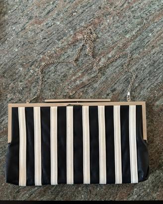 Pochette bianca e nera