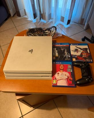 Ps4 PRO Bianca completa