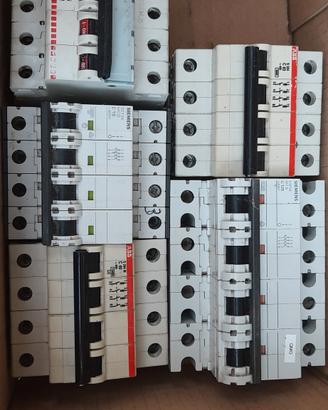 Magnetotermici 4 poli