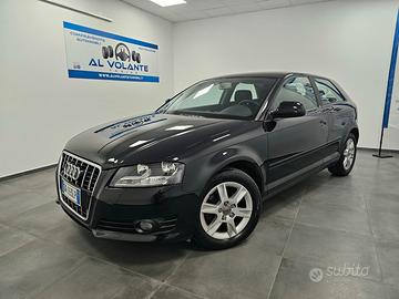 Audi A3 1.6 Attraction - NeoPatentati