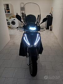 Scooter Honda SH300A