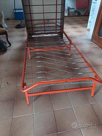 Moblile letto con rotelle