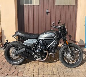 Ducati scrambler night shift 2021 800