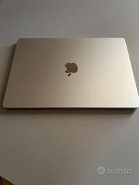 MacBook Air M2 15”