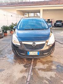 OPEL Meriva con GPL di serie