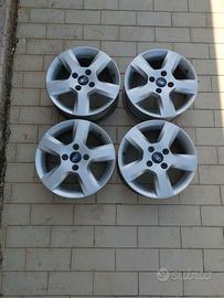 CERCHI IN LEGA PER FORD FIESTA R.15”