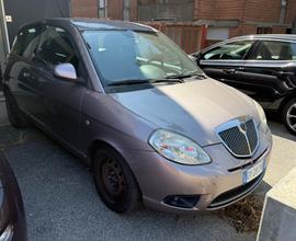 Lancia Ypsilon 1.4 Platino Ecochic GPL