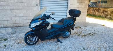 Suzuki Burgman 400