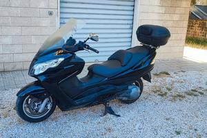 Suzuki Burgman 400