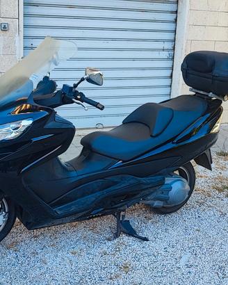Suzuki Burgman 400