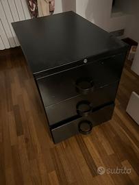 Cassettiera lamiera nera