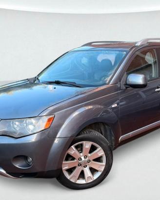 Mitsubishi Outlander 2.0 DI-D Instyle 7 p.ti DPF