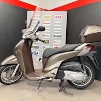Honda SH 300 i nf02