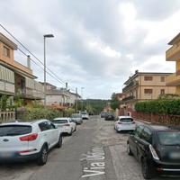 Pomezia grazioso bilocale ammobiliato