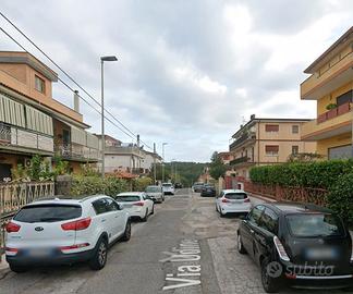 Pomezia grazioso bilocale ammobiliato