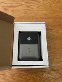 Power bank con display di batteria residua