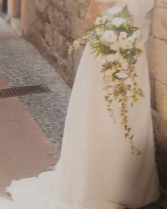 Vestito da sposa in seta