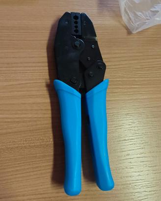 Pinza crimpatrice CINCH per connettori BNC - NUOVA