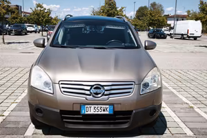 NISSAN QASHQAI +2